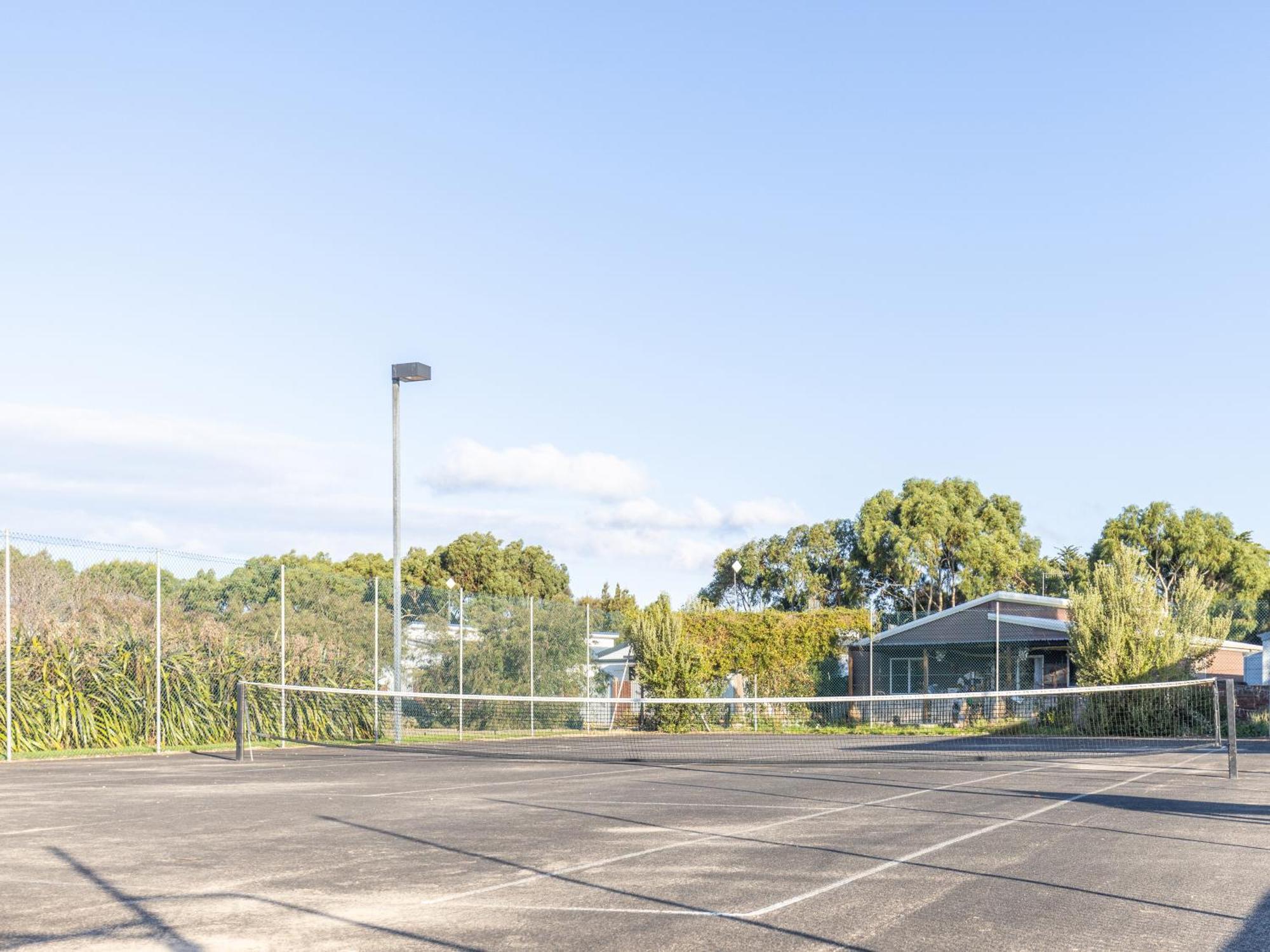 Nrma Warrnambool Riverside Holiday Park Exterior photo